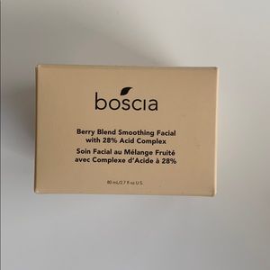 BRAND NEW Boscia Berry Blend Smoothing Facial
